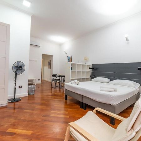 Via Atri 25 Apartment เนเปิลส์ ภายนอก รูปภาพ