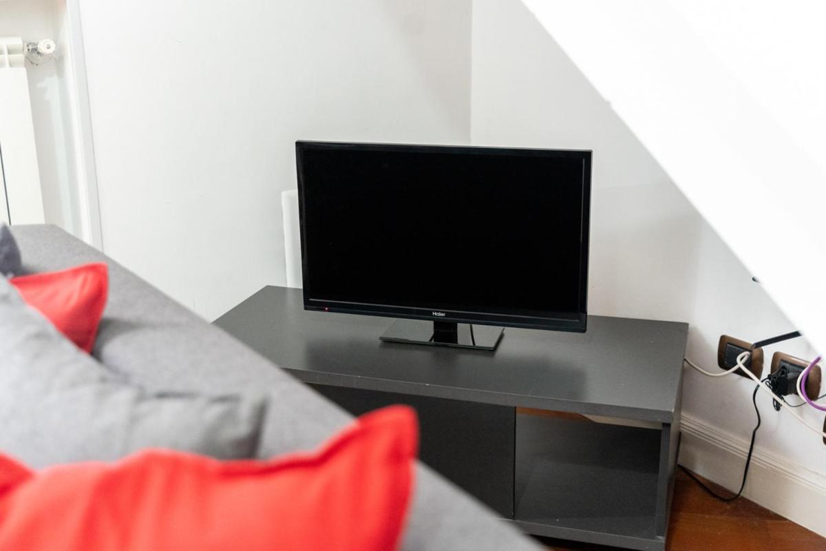 Via Atri 25 Apartment เนเปิลส์ ภายนอก รูปภาพ